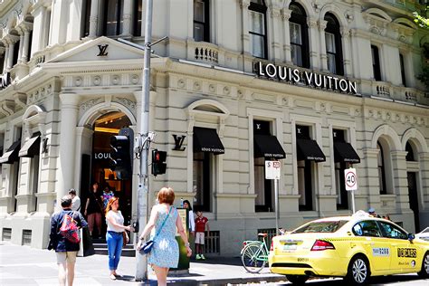 lv collins street trading hours|Store Locator .